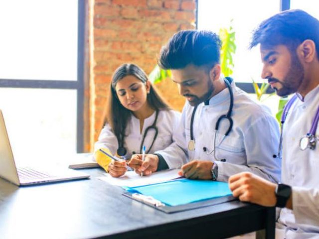 Creating a pool of medical specialists